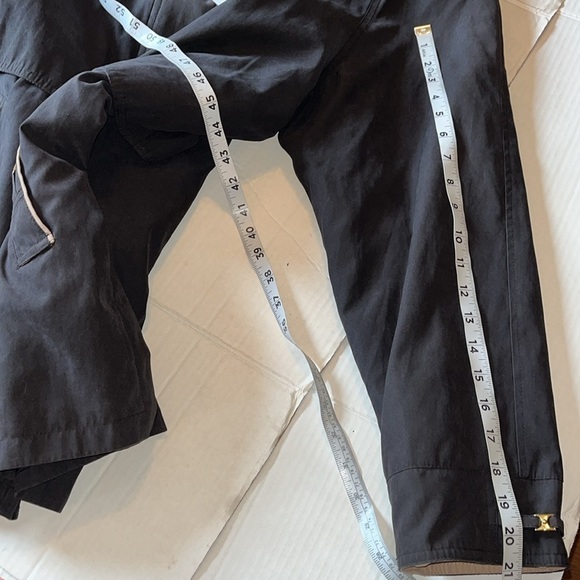 VTG-Hudson Place-M-black-Removable lining hooded jacket/coat with cinched waist. - Picture 16 of 16